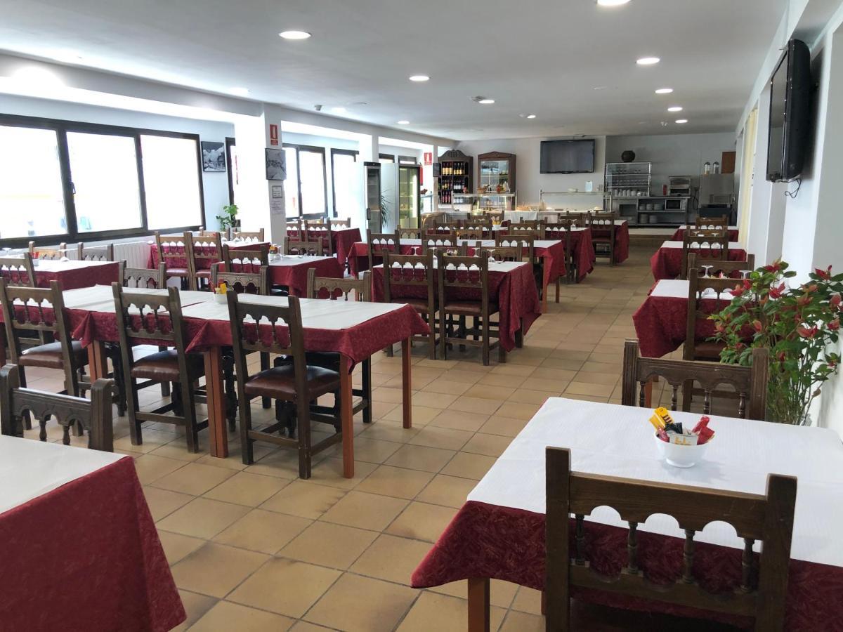 Hotel Refugi Dels Isards パス・デ・ラ・カサ エクステリア 写真